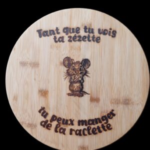 Plateau tournant pyrogravé raclette